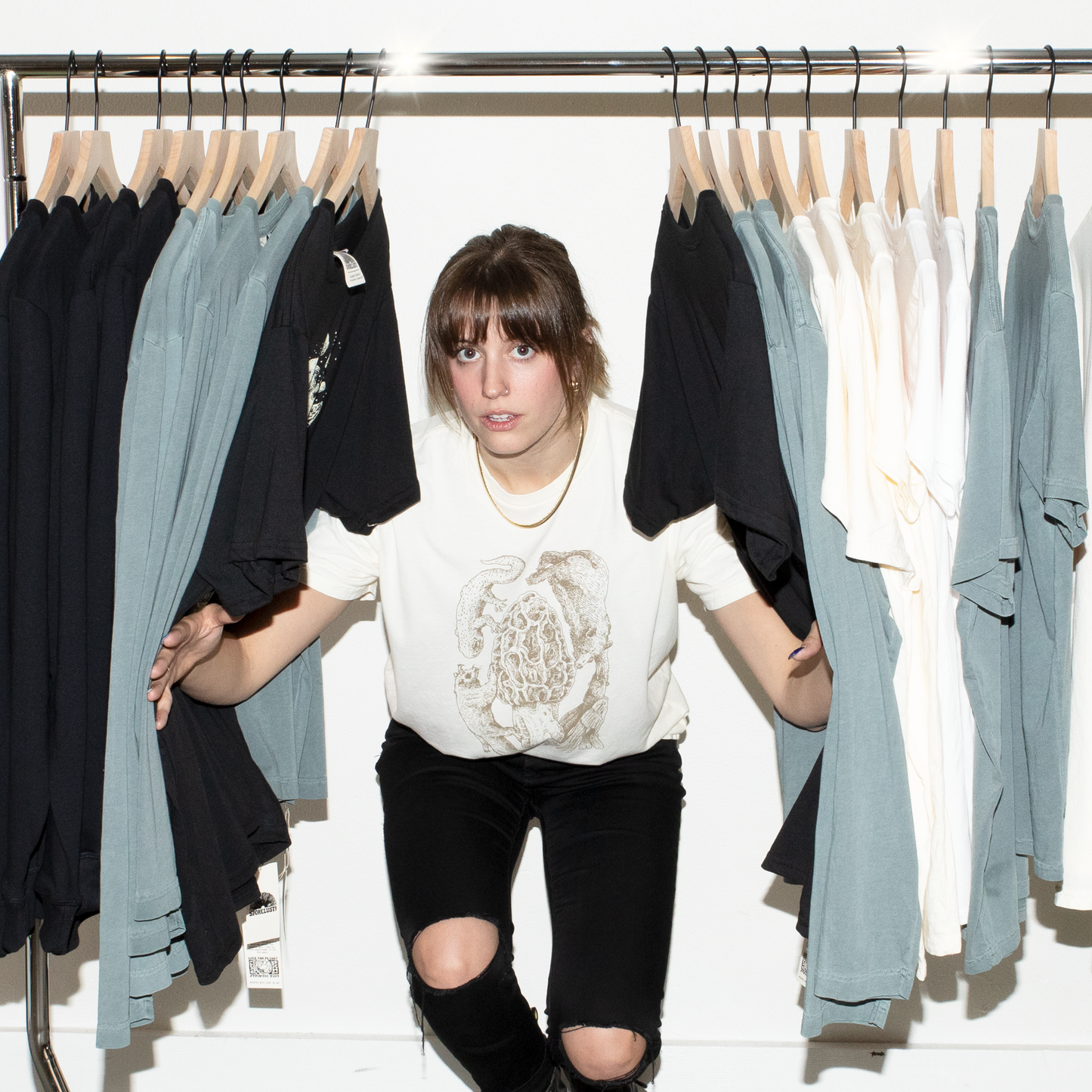 Court Morel Tee, Brown & Natural White