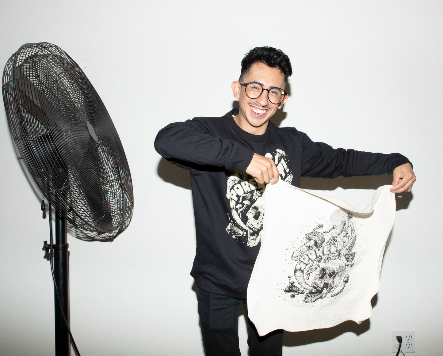 Sporelust! Classic Yeller Crew, Bone & Black