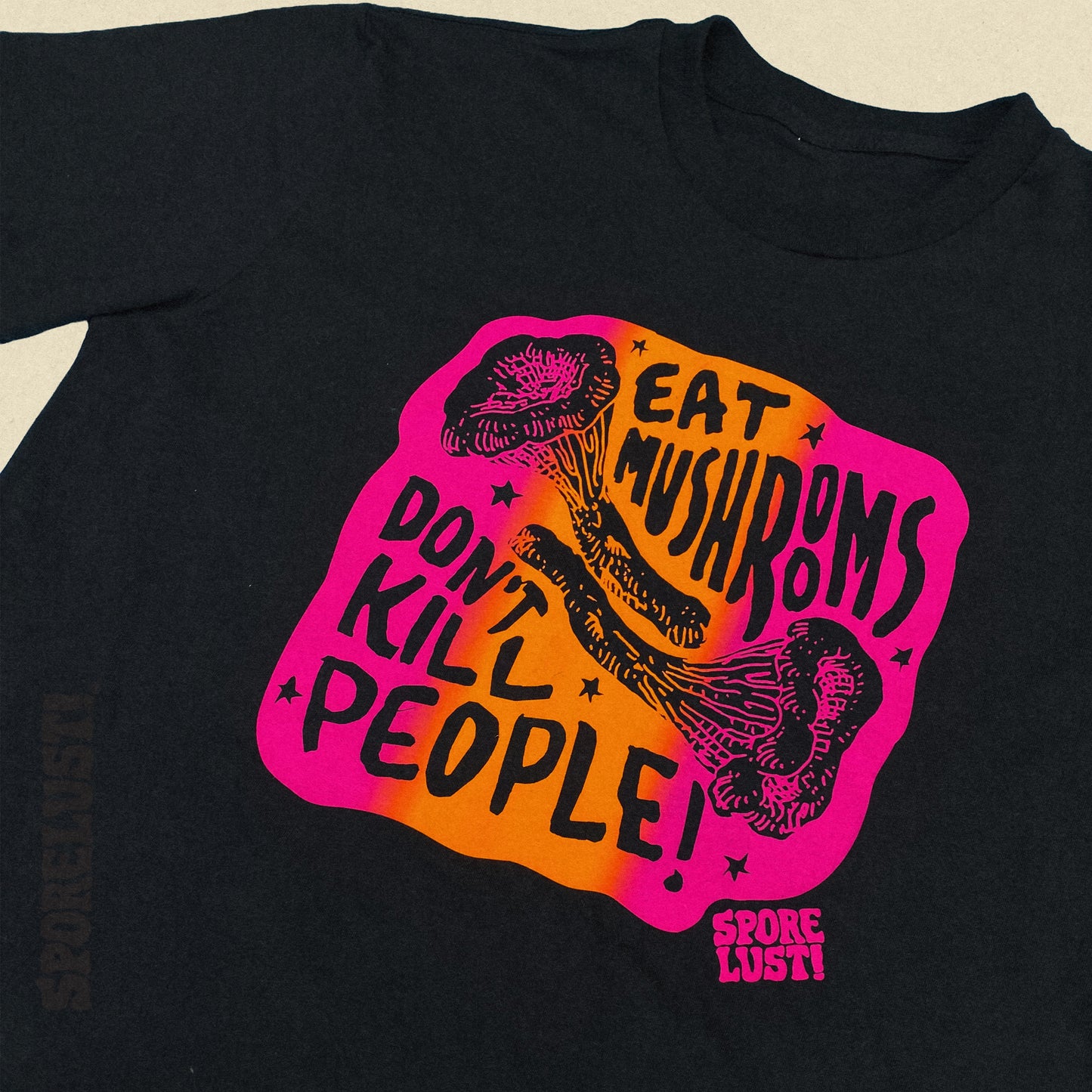 NEW Eat Mushrooms Don't Kill People Mushroom Black Crew Neck T-Shirt